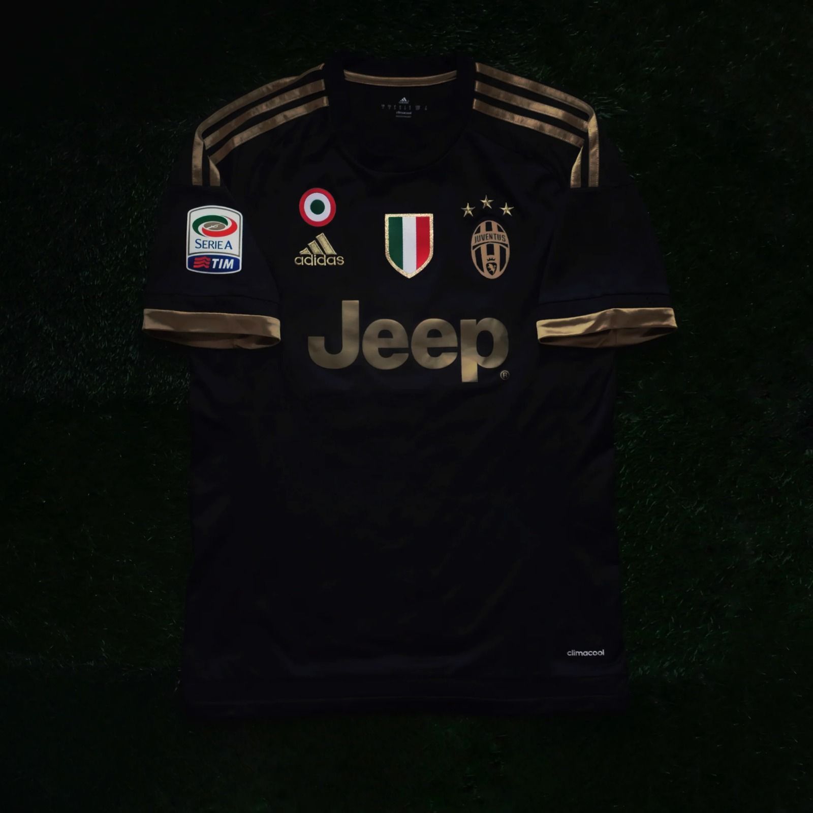 Juventus 2015/16 Third Shirt (black)_8