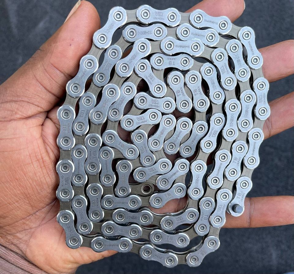 SHIMANO CN-HG54 (10-Speed HG-X Super Narrow Chain)_1