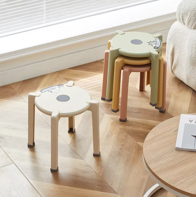 562 - ELEGANT STOOL CHAIR_0