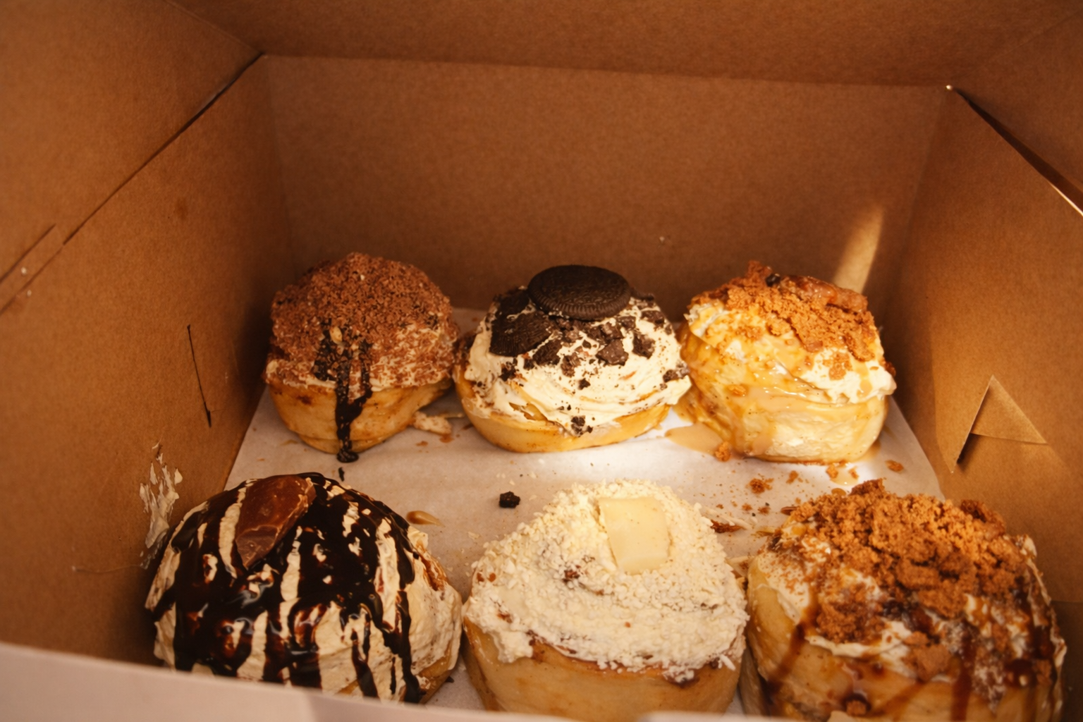 Cinammon rolls boxes _0