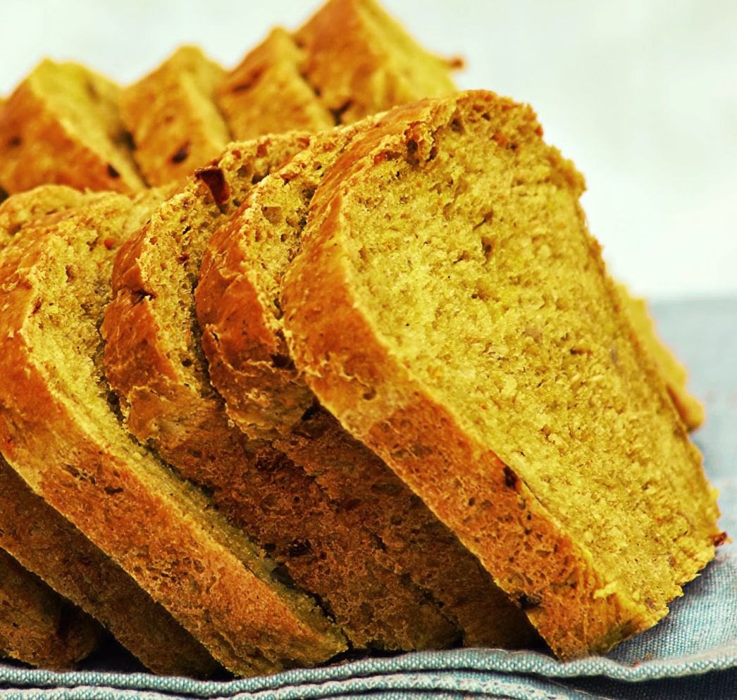 GOLDEN ONION SANDWICH LOAF OR MINI BOULE _1