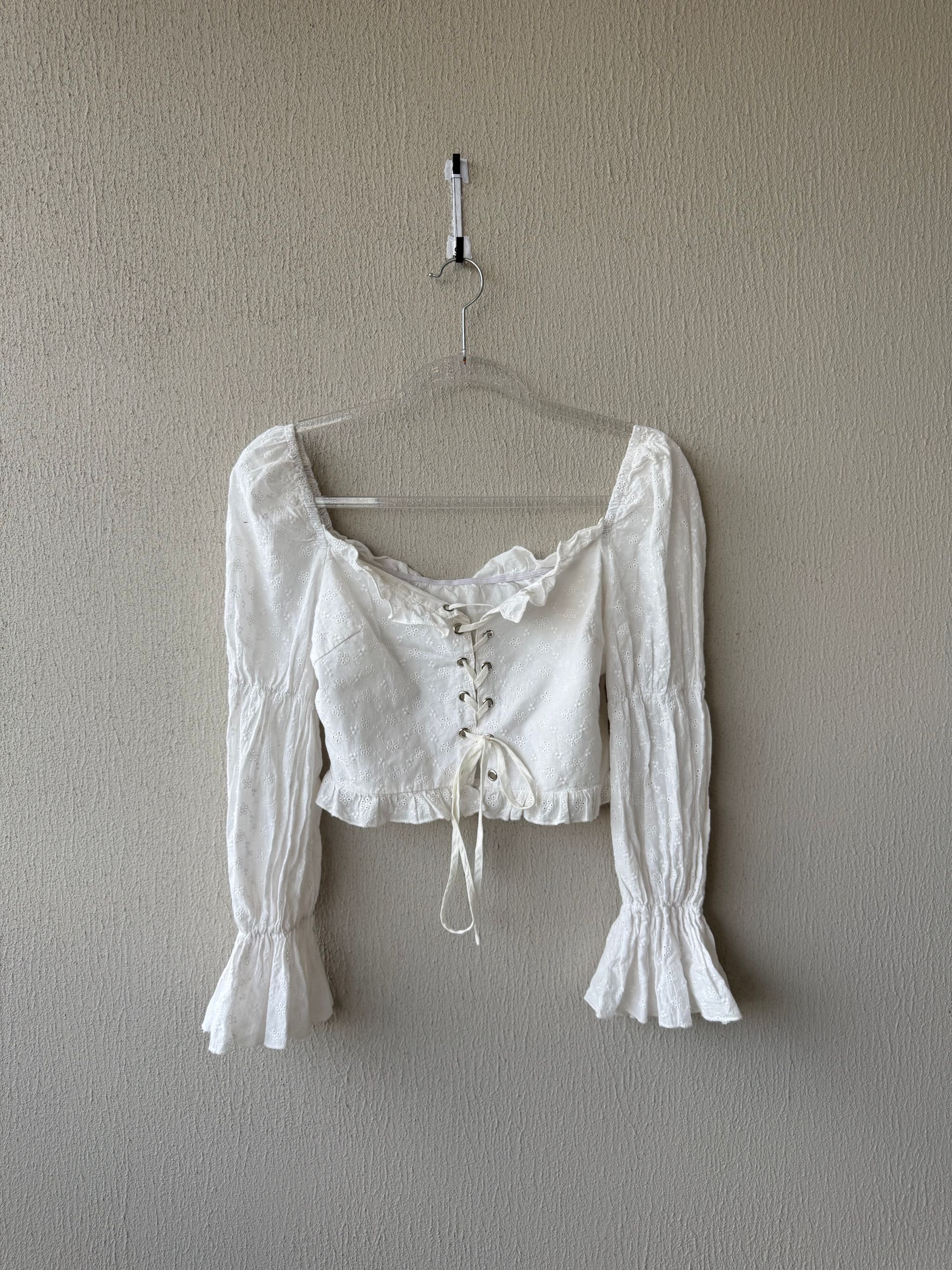 Blusa blanca mangas largas_0