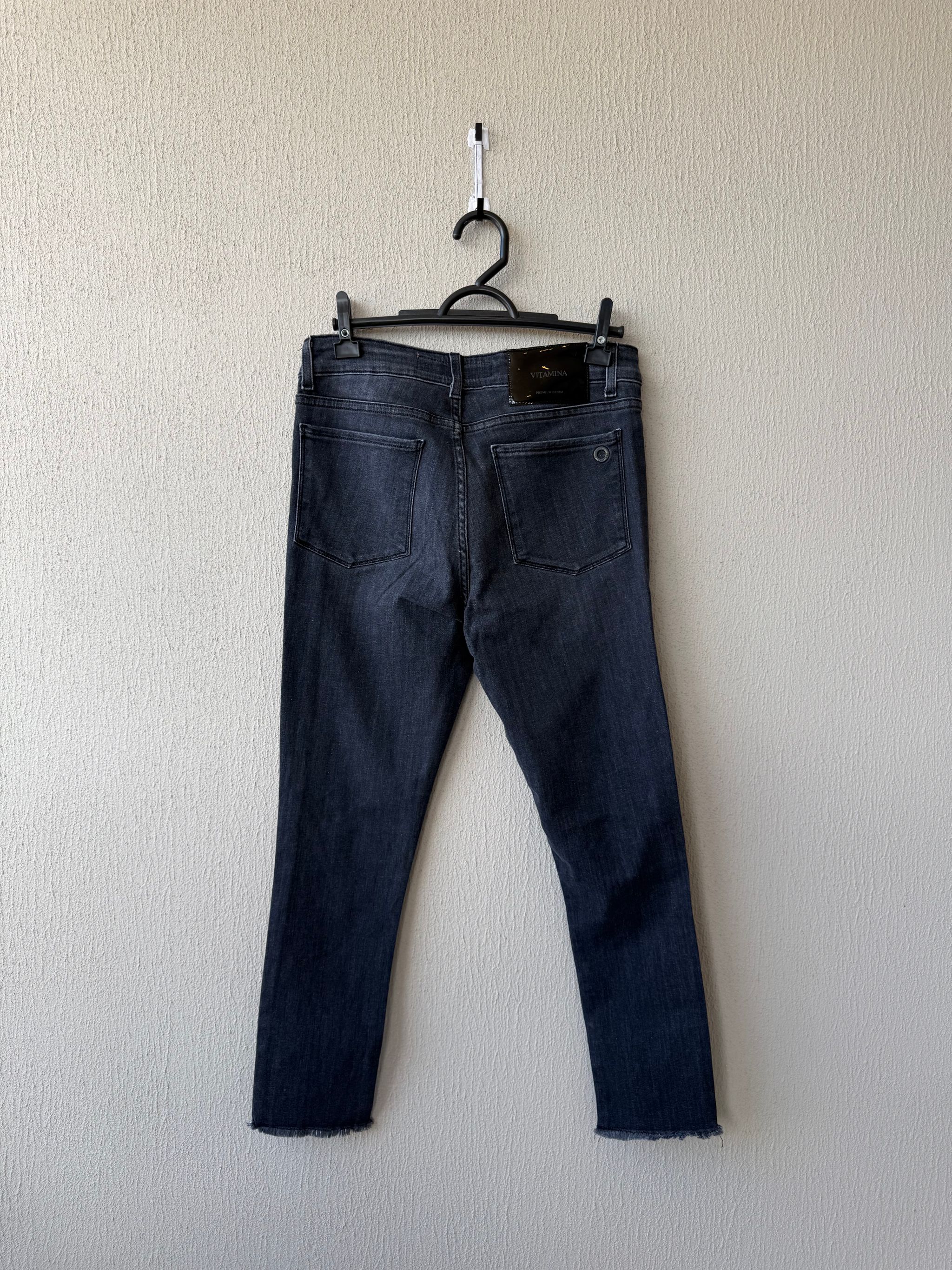 Jean Vitamina Gris Desgastado_1