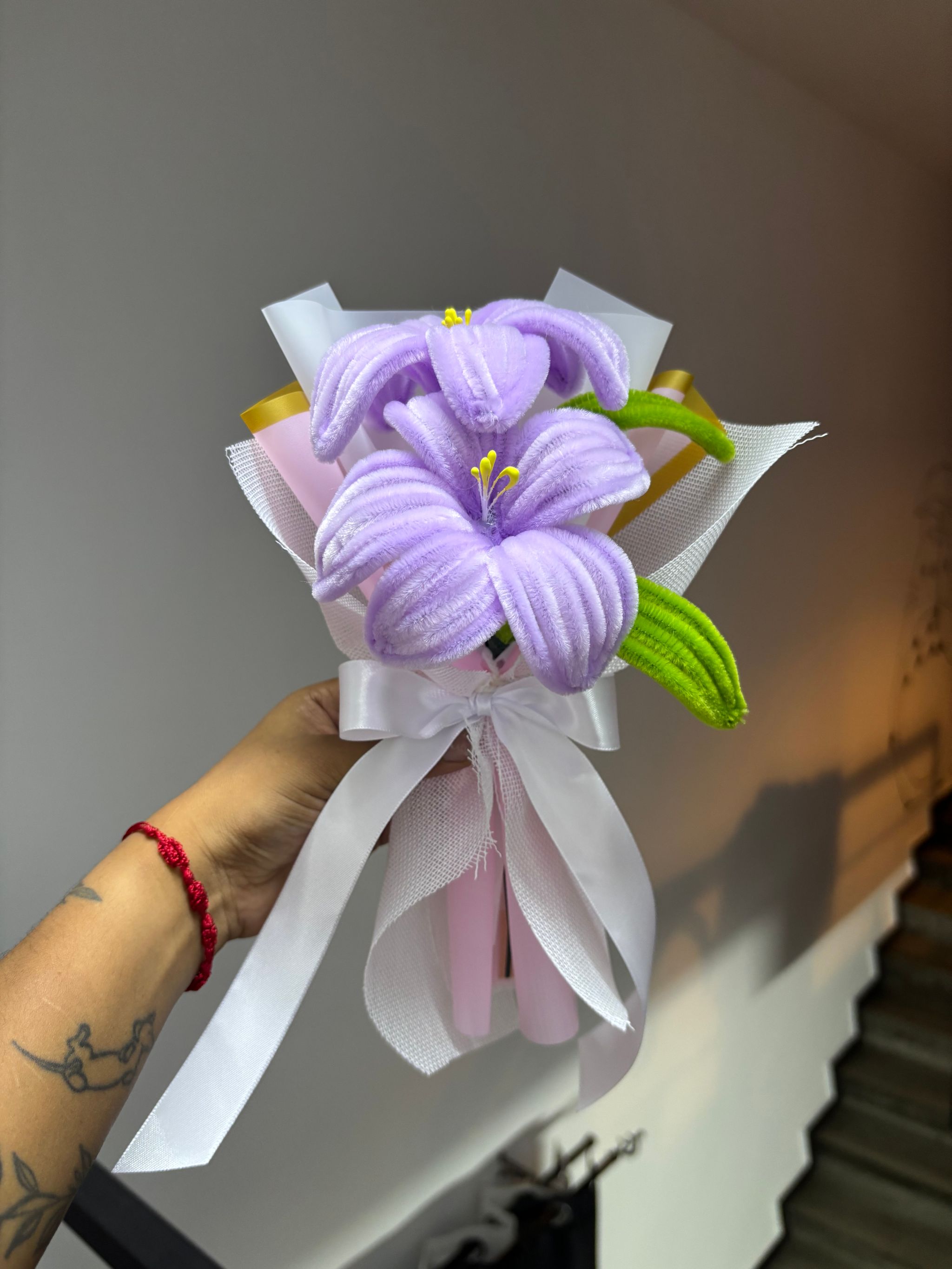 Purple lily bouquet_0