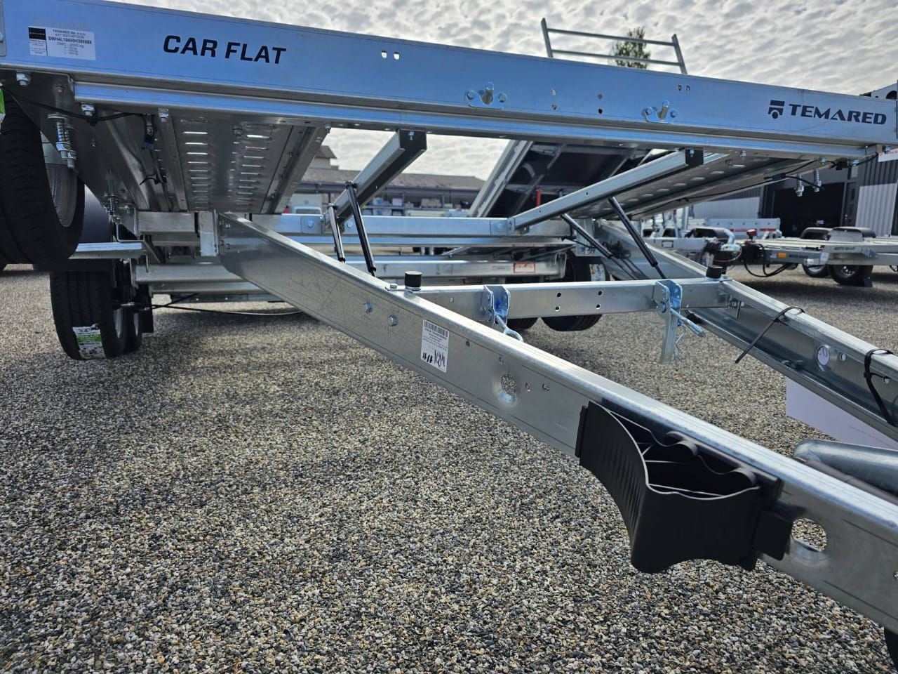 Remolque basculante para transporte de coches – Car Flat 4018 (2 t)_7