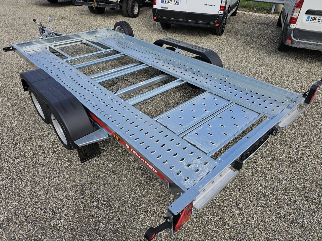 Remolque basculante para transporte de coches – Car Flat 4018 (2 t)_2