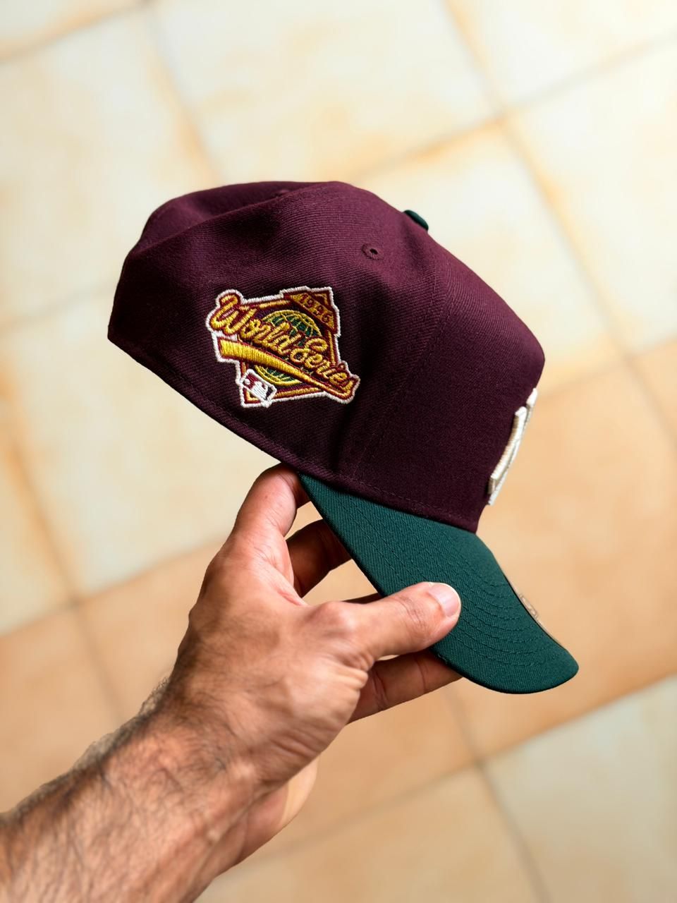 New Era 9Forty - NY Yankees World Series 1996 Maroon Two Tone Classic Edition_2