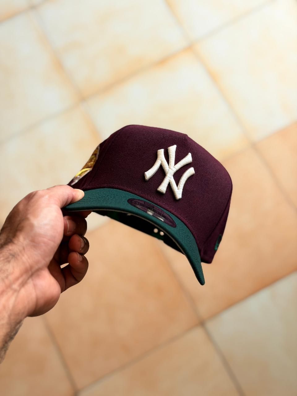 New Era 9Forty - NY Yankees World Series 1996 Maroon Two Tone Classic Edition_3