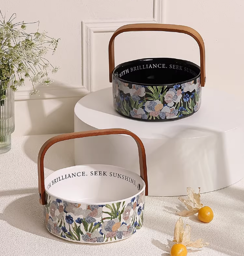 10400056 - VINTAGE GARDEN FOOD BASKET_1