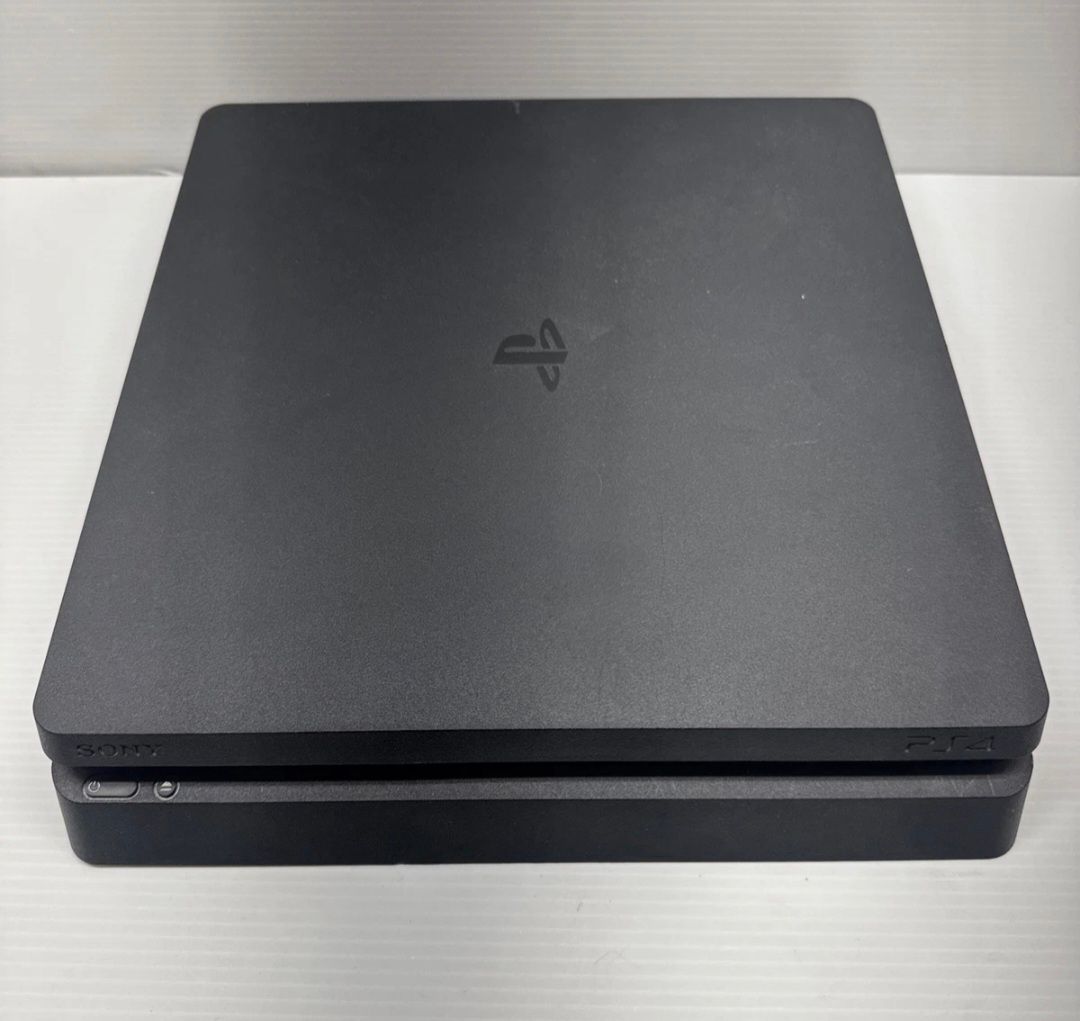 Playstation 4 Slim_1