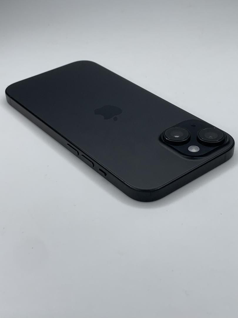 iPhone 15_2