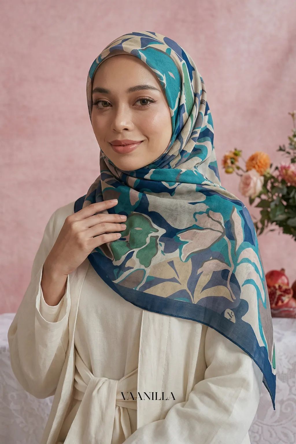 Canting Scented Japan Voile Square Scarf in Biru_0