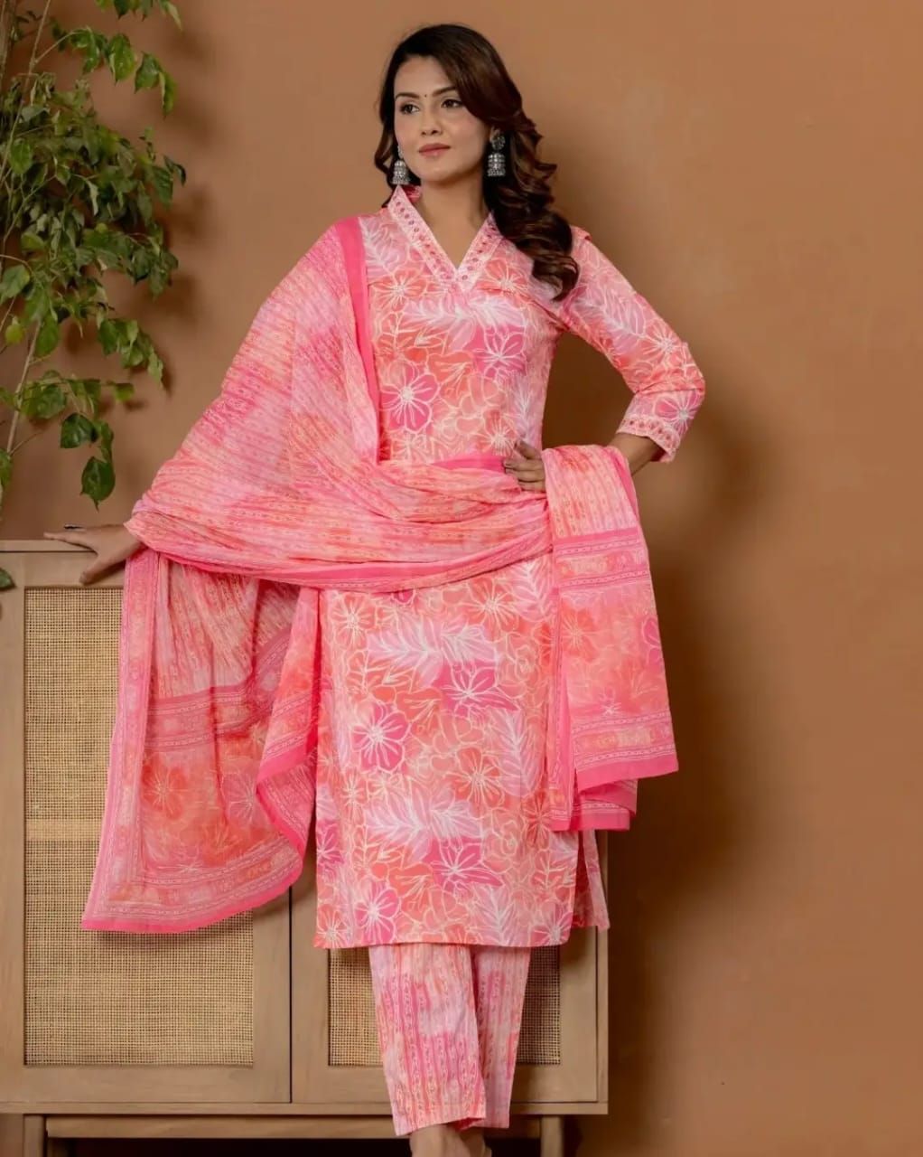Women's Printed Kurtas Set_2