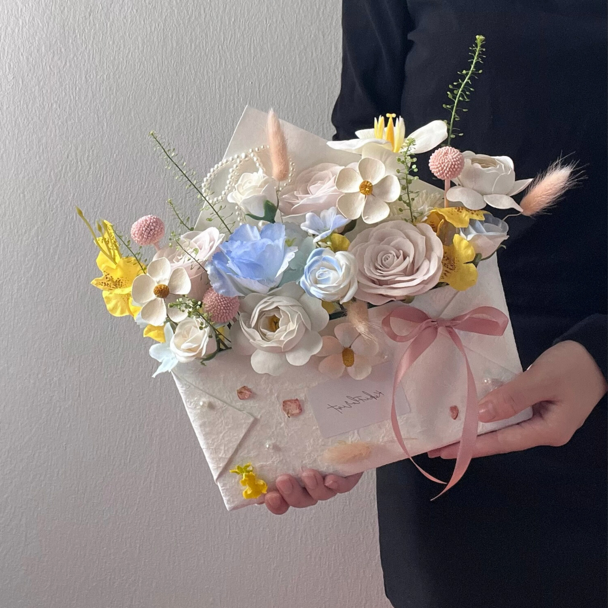 Sunlit Letter (Soap)_0