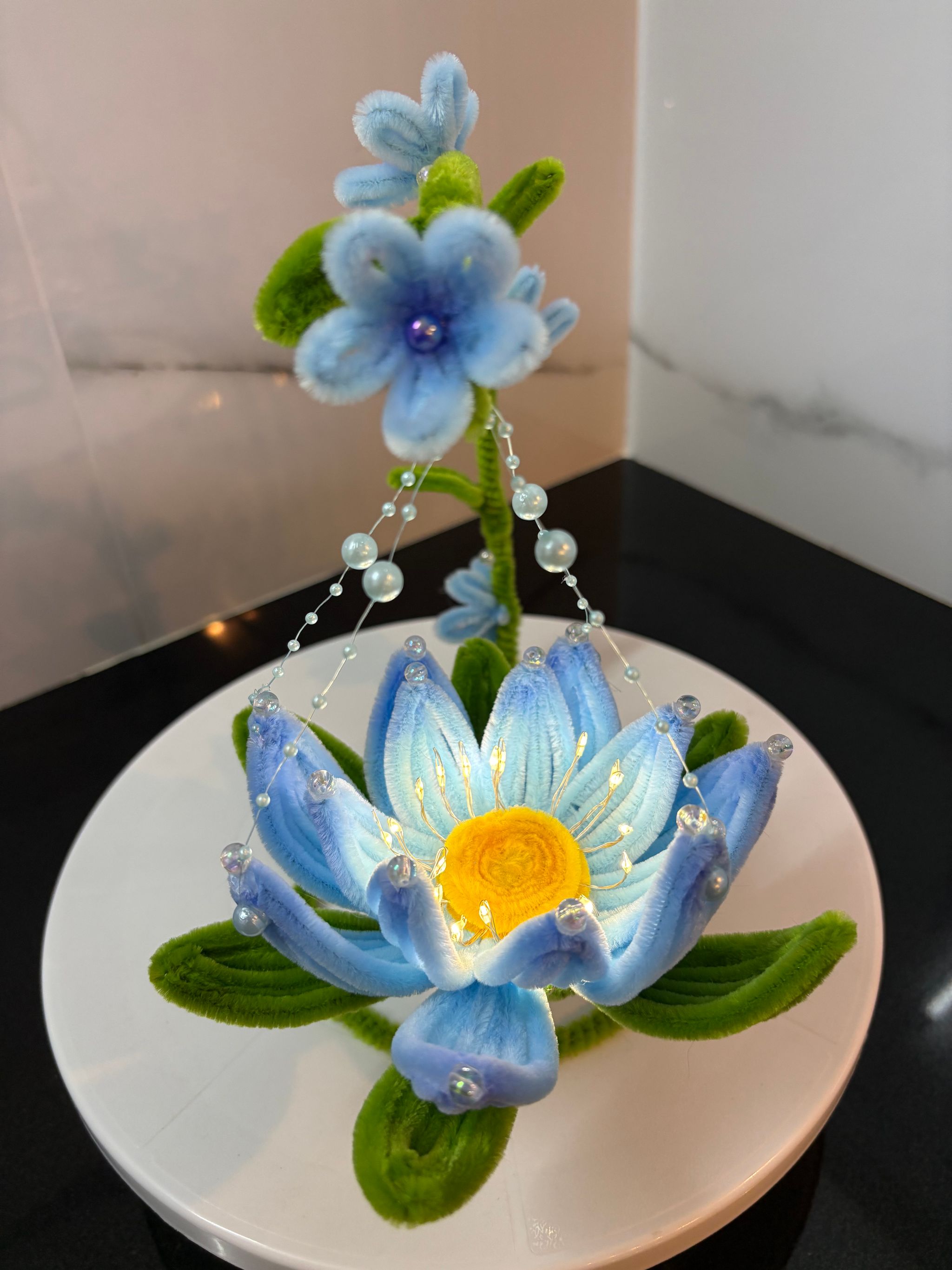 Blue lotus lamp_5