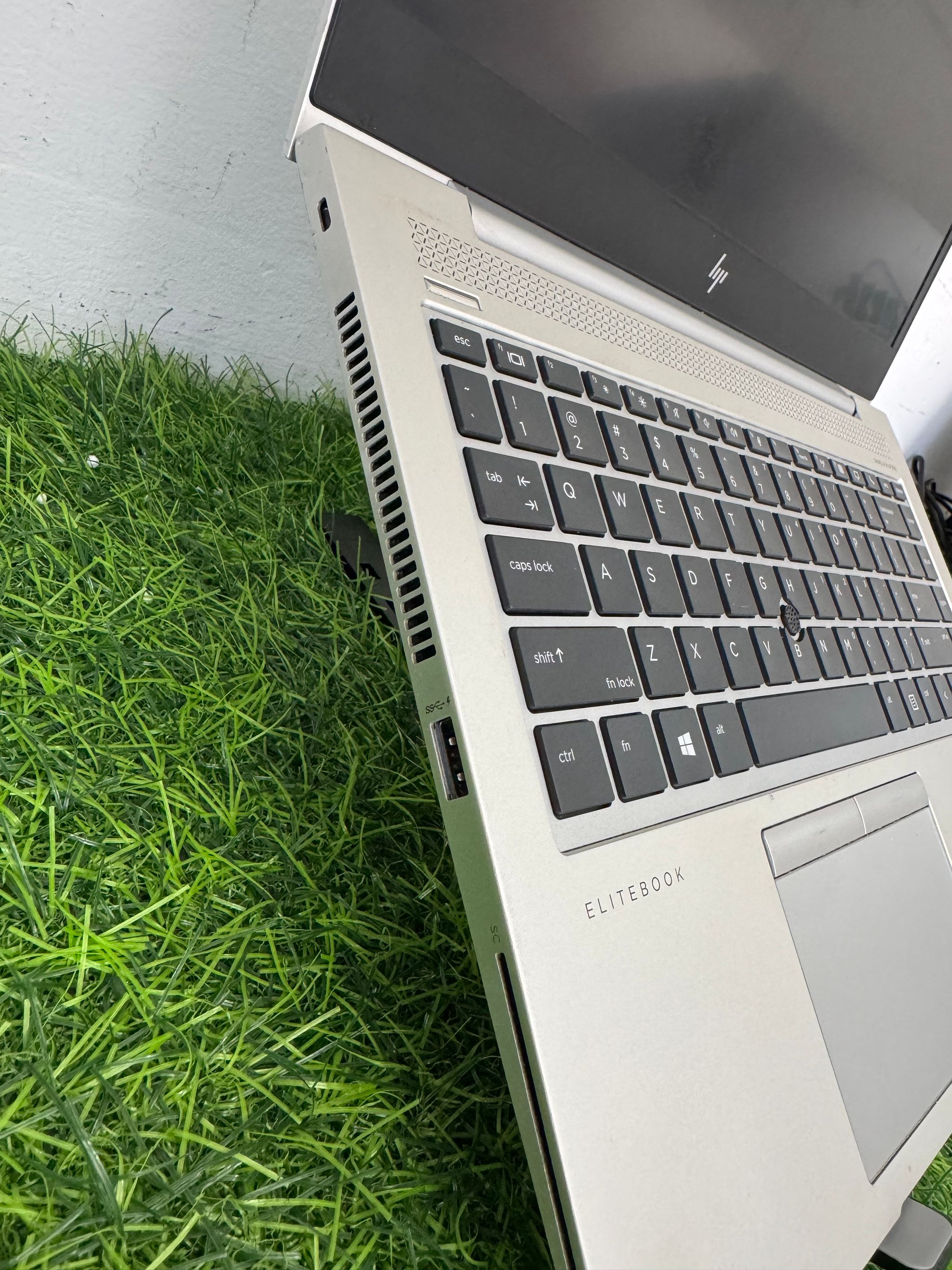 HP ELITEBOOK 840 G5 - CORE I5 8ª GEN_3