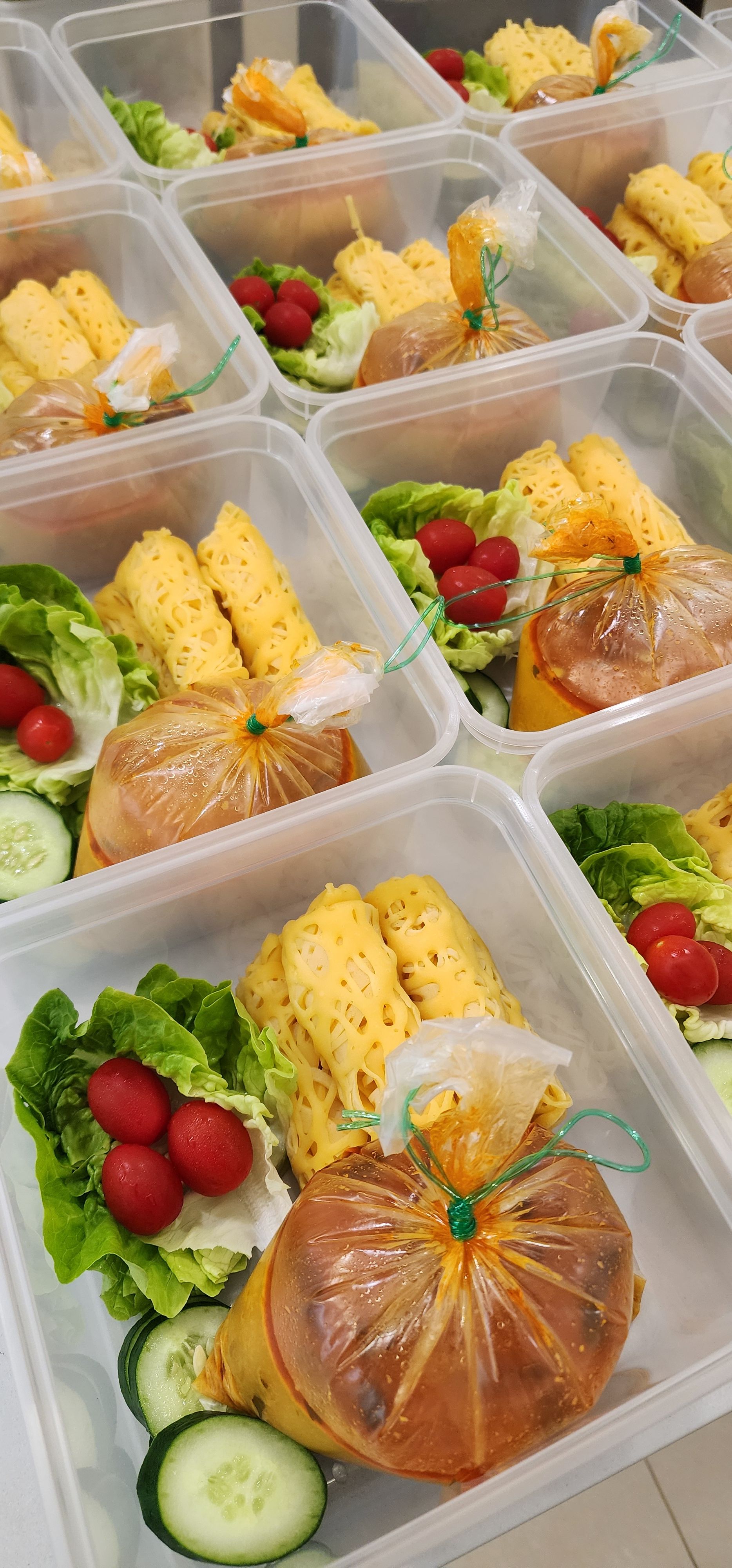 Roti Kirai Set with Chicken Curry_0