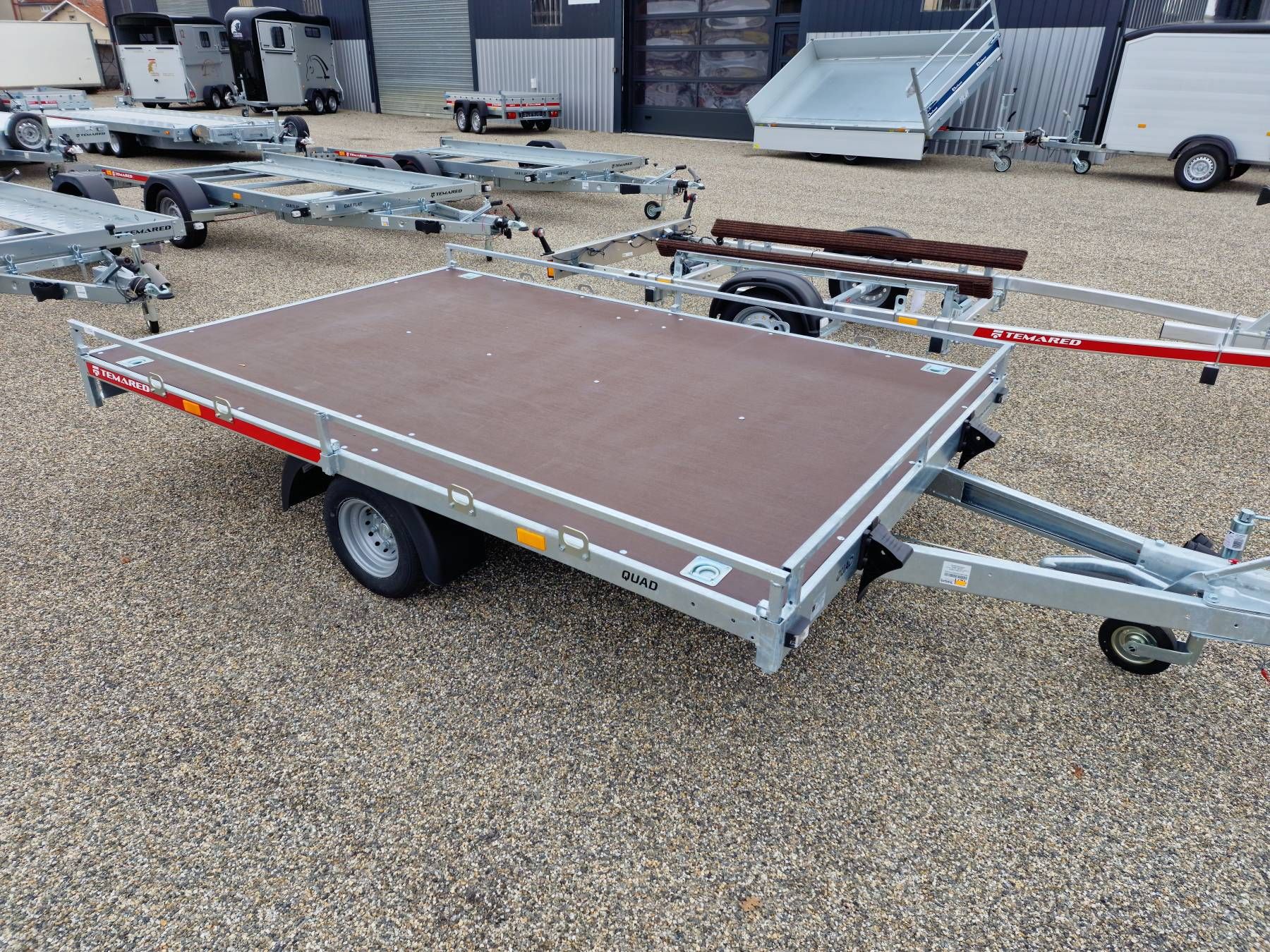 Remolque de plataforma para motos y quads Temared Quad 2 3020C – 1,3 t_0