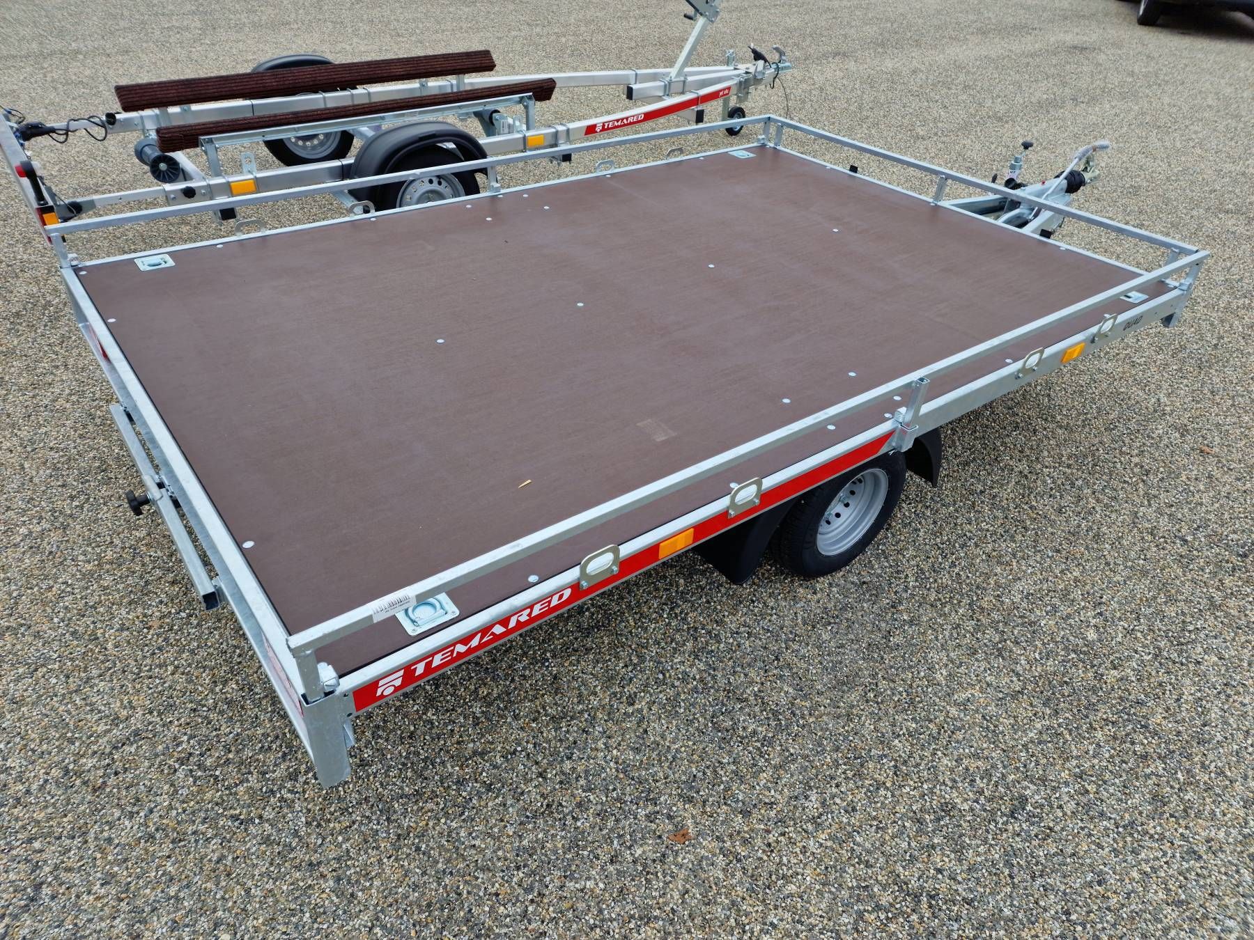 Remolque de plataforma para motos y quads Temared Quad 2 3020C – 1,3 t_2