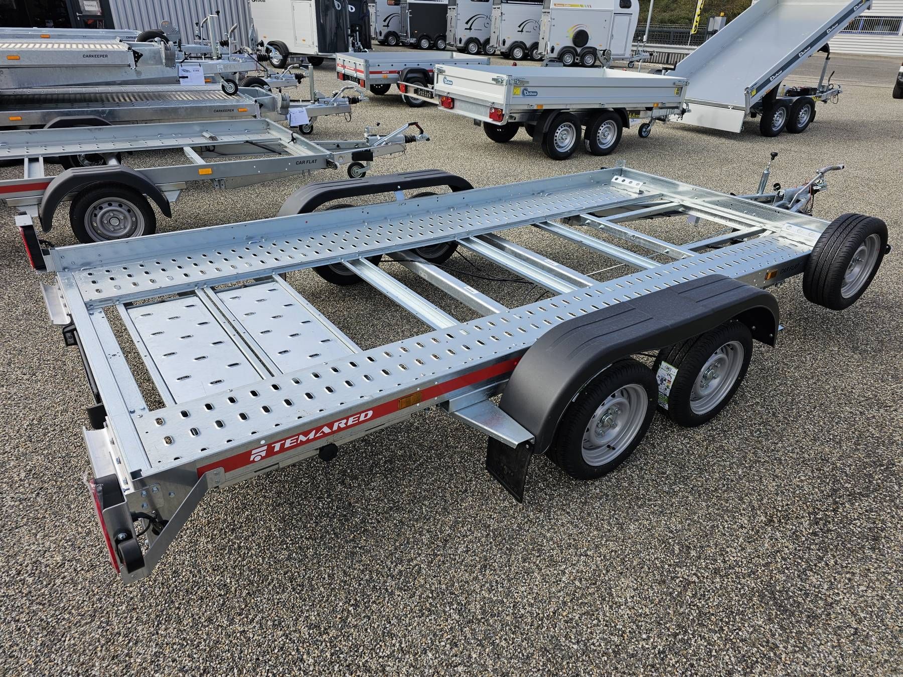 Remolque basculante para transportar coches Temared Car Flat 4018 – 2 t_0