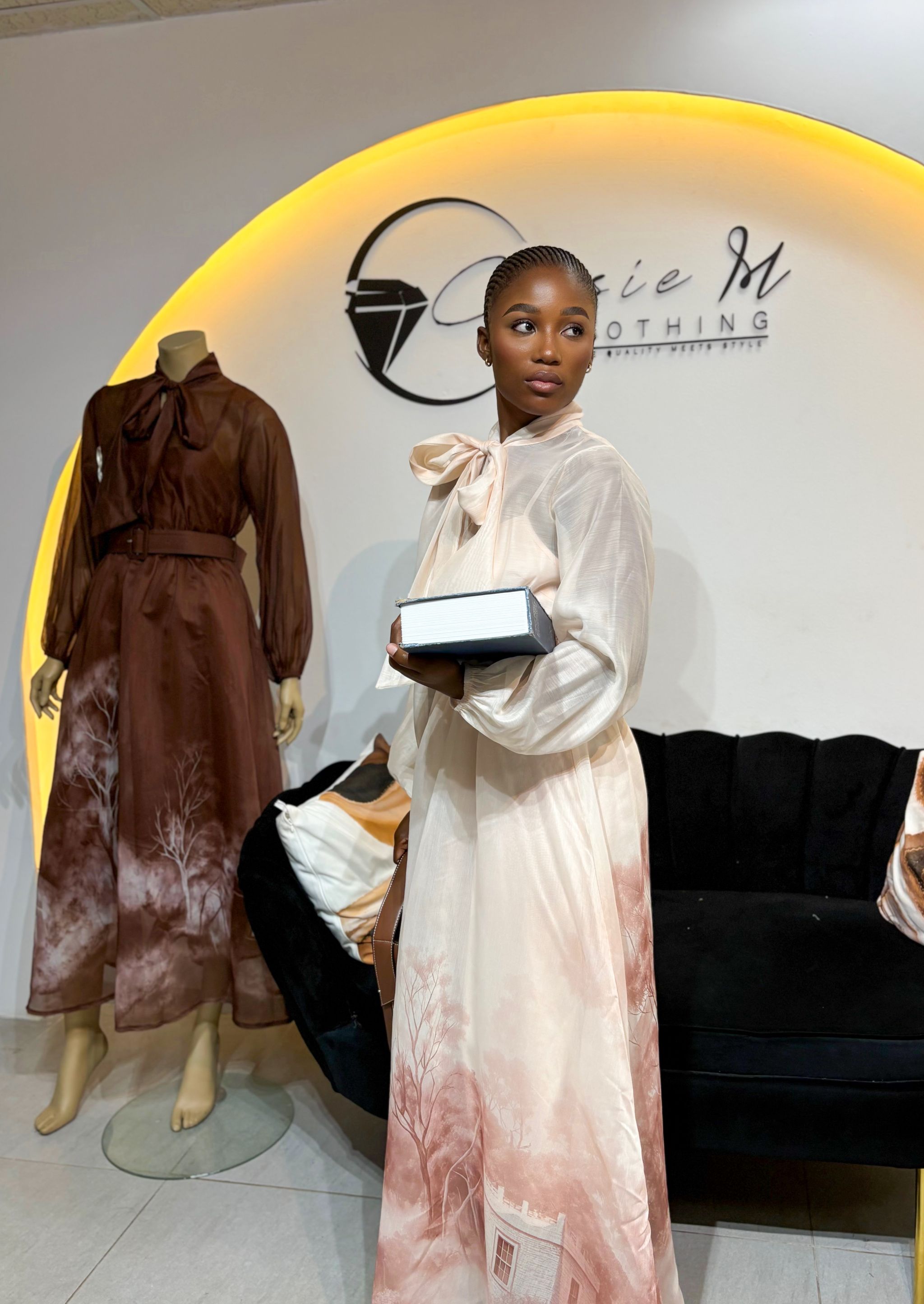 Pastor’s Wife silk Reverie_1