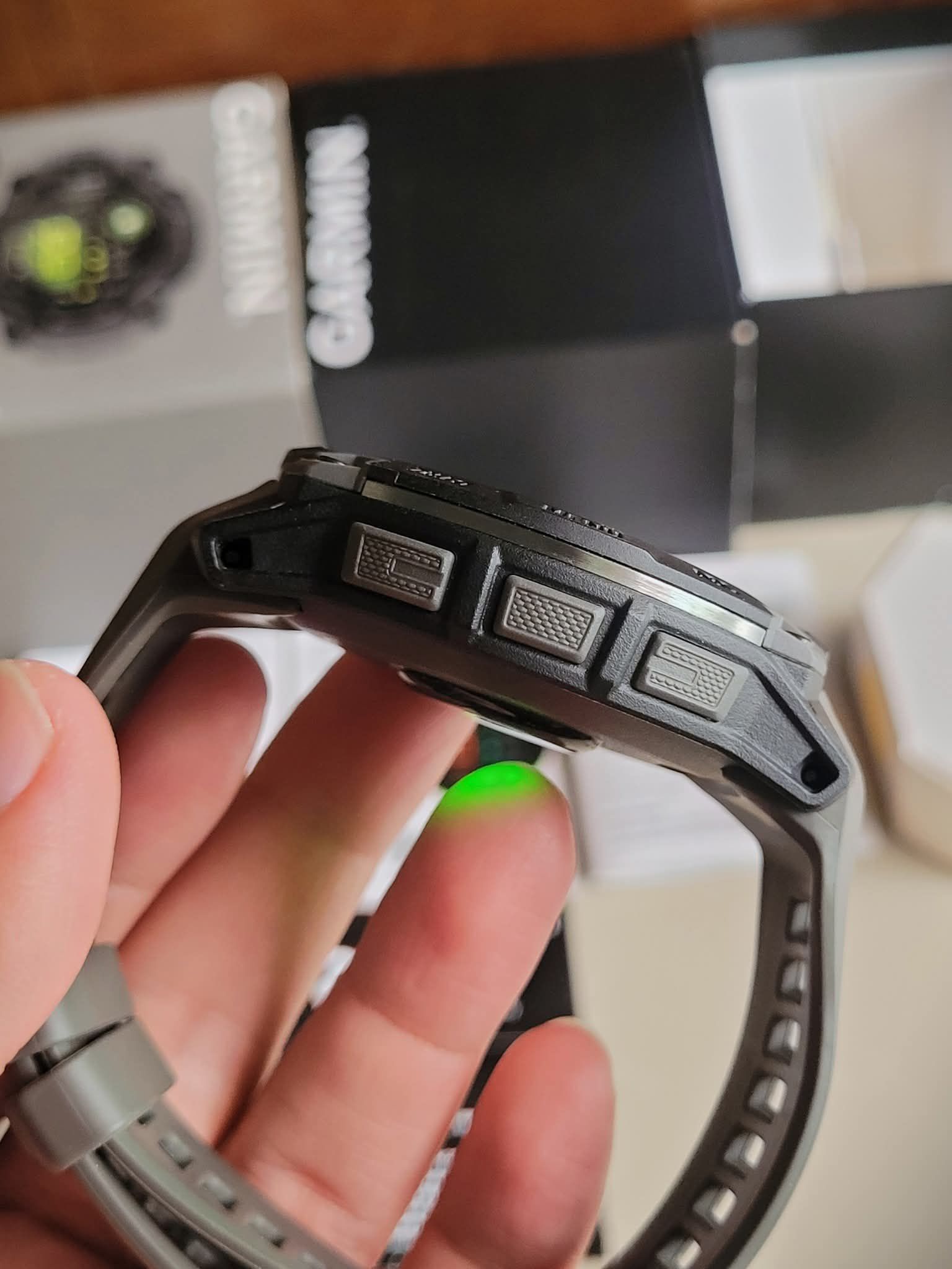 GARMIN INSTINCT 3 AMOLED _4