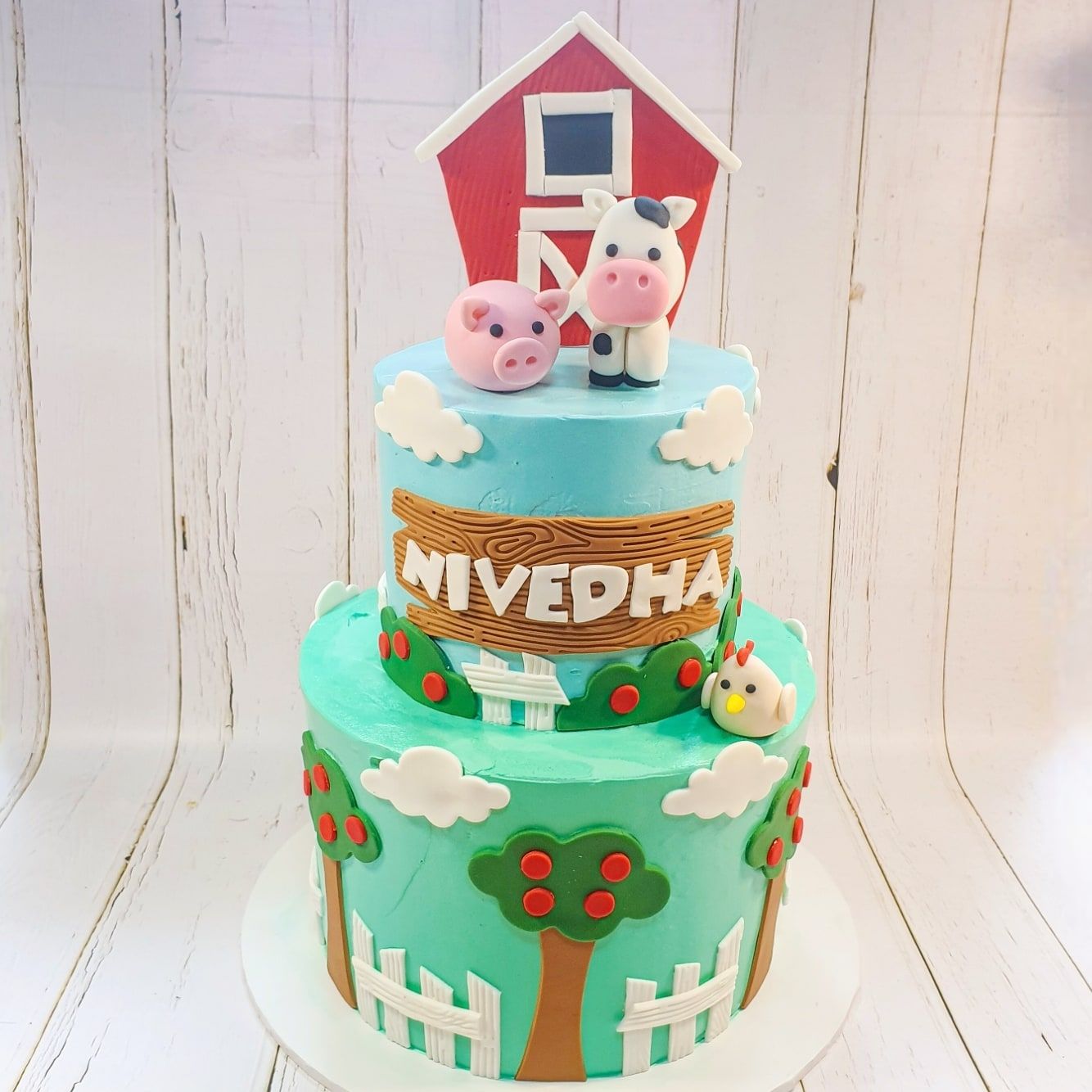 Happy Farm Animal Cake_0