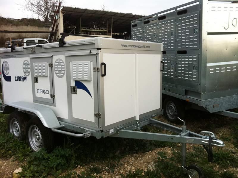 Remolque para perros WT Metall – 6 compartimentos (modelo Royal)_2