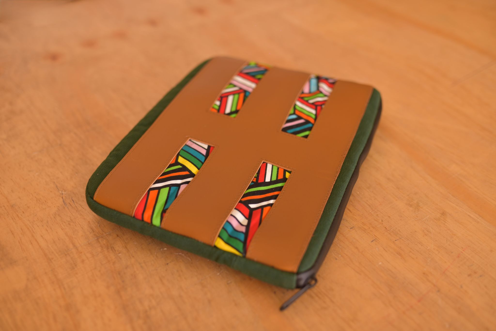 Frankie Laptop Sleeve green_1