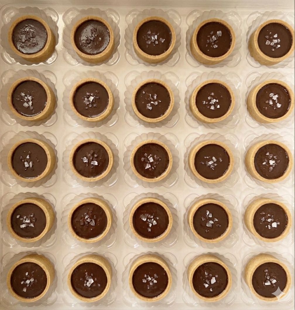Sea Salt Valrhona Chocolate Tartlets (25 pcs)_0