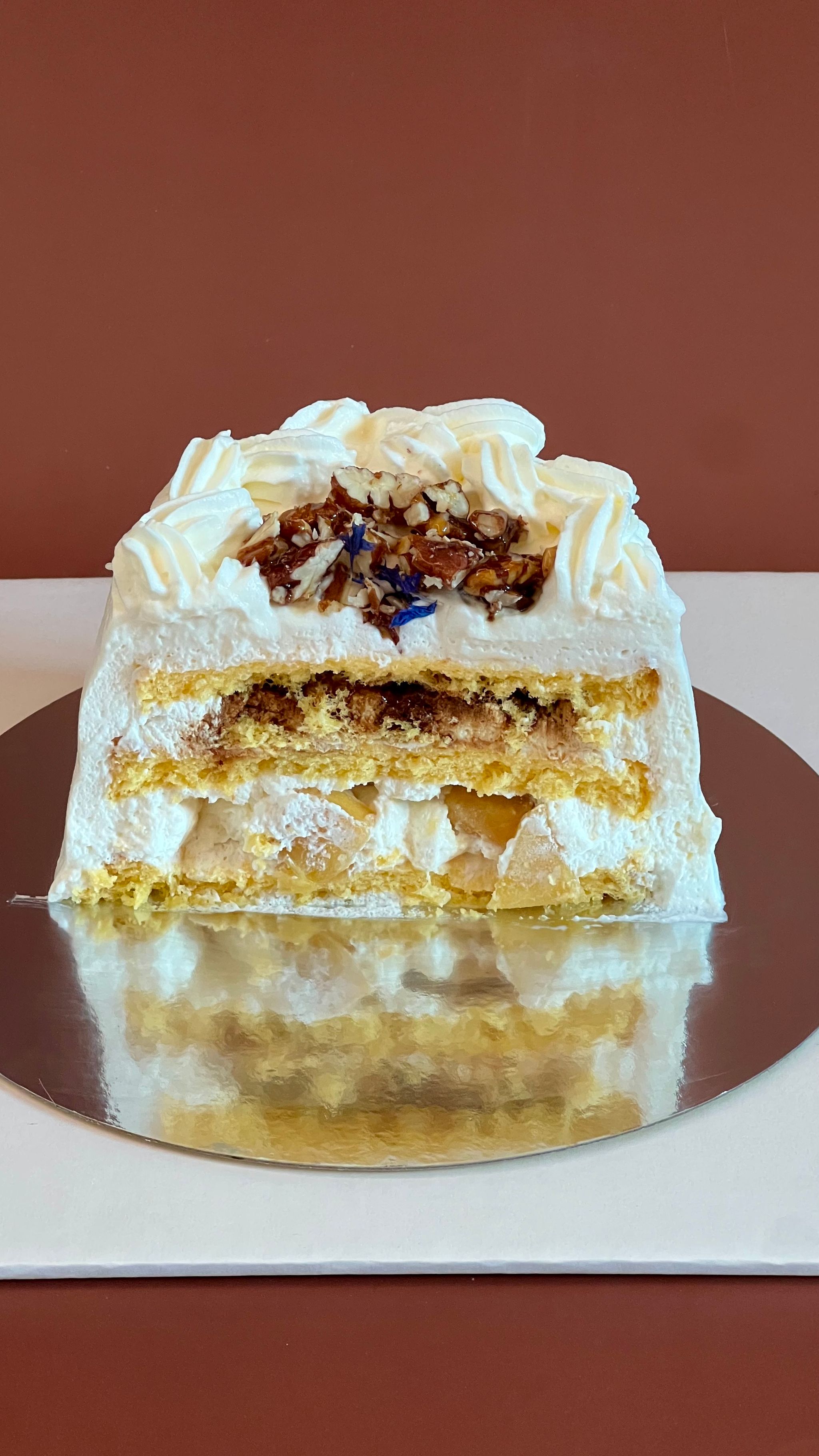 Caramelised Apple and Pecan Cake | 焦糖蘋果琥珀碧根果蛋糕_1