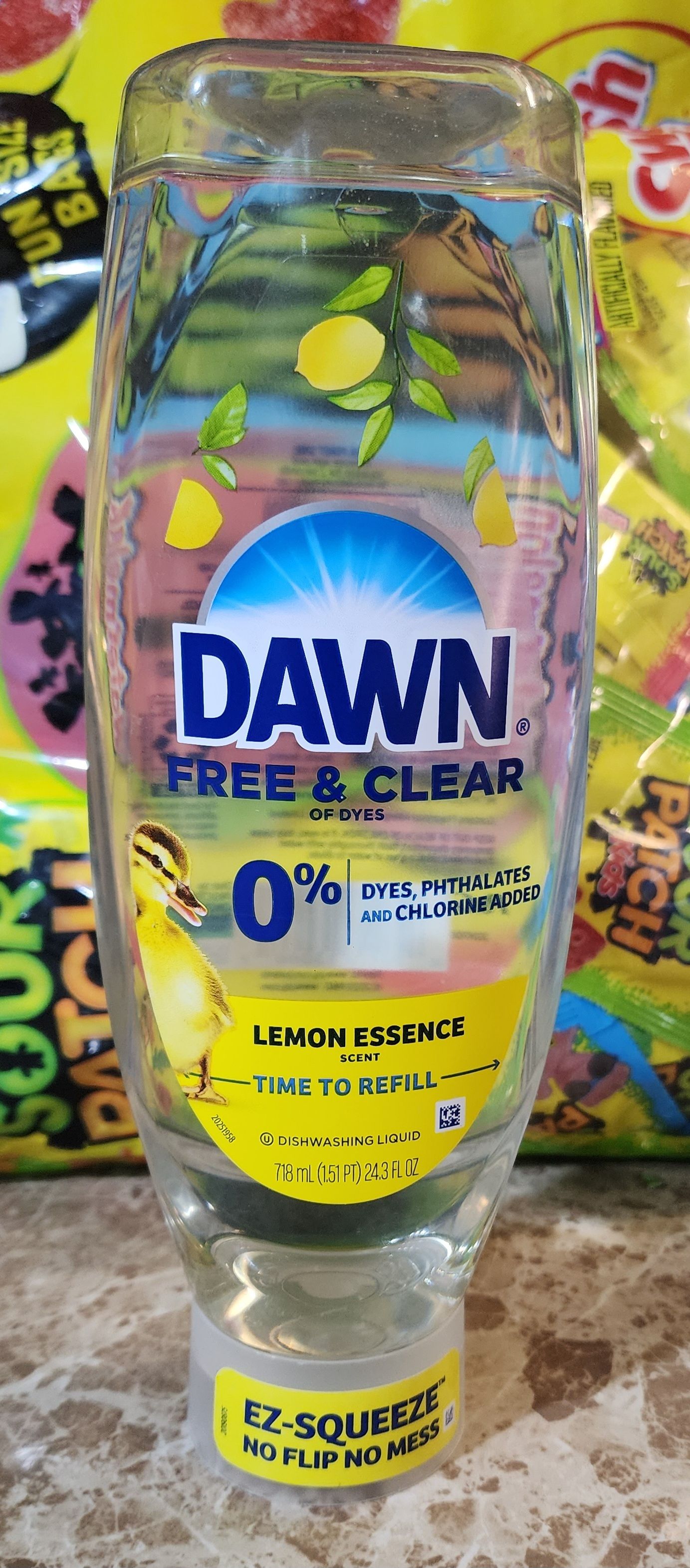 Dawn free & clear lemon essence scent  dishwashing liquid 24.3 oz_0