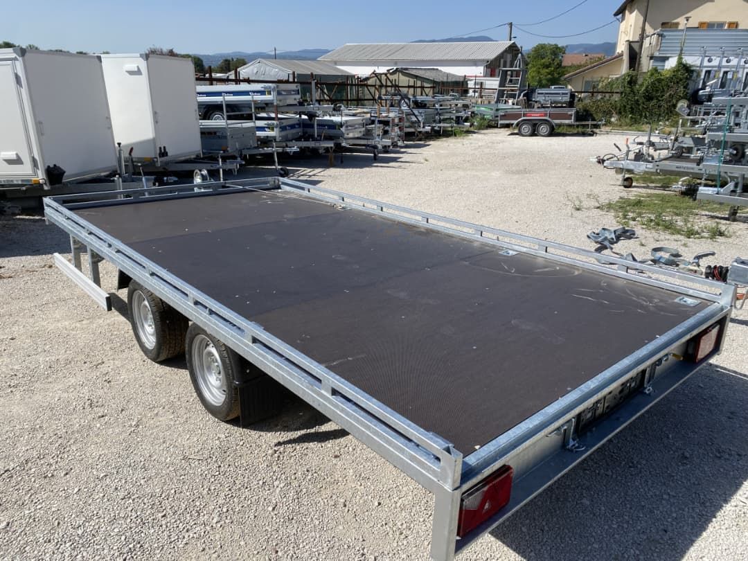 Remolque de plataforma Boro ATLAS 4,50 m × 2 m – 3500 kg_1