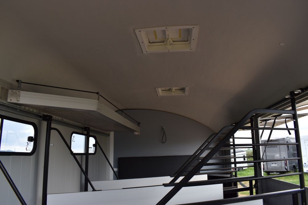 Van Cheval Liberté Maxi 4 – Gris hierro – 4 plazas (transporte en diagonal)_4