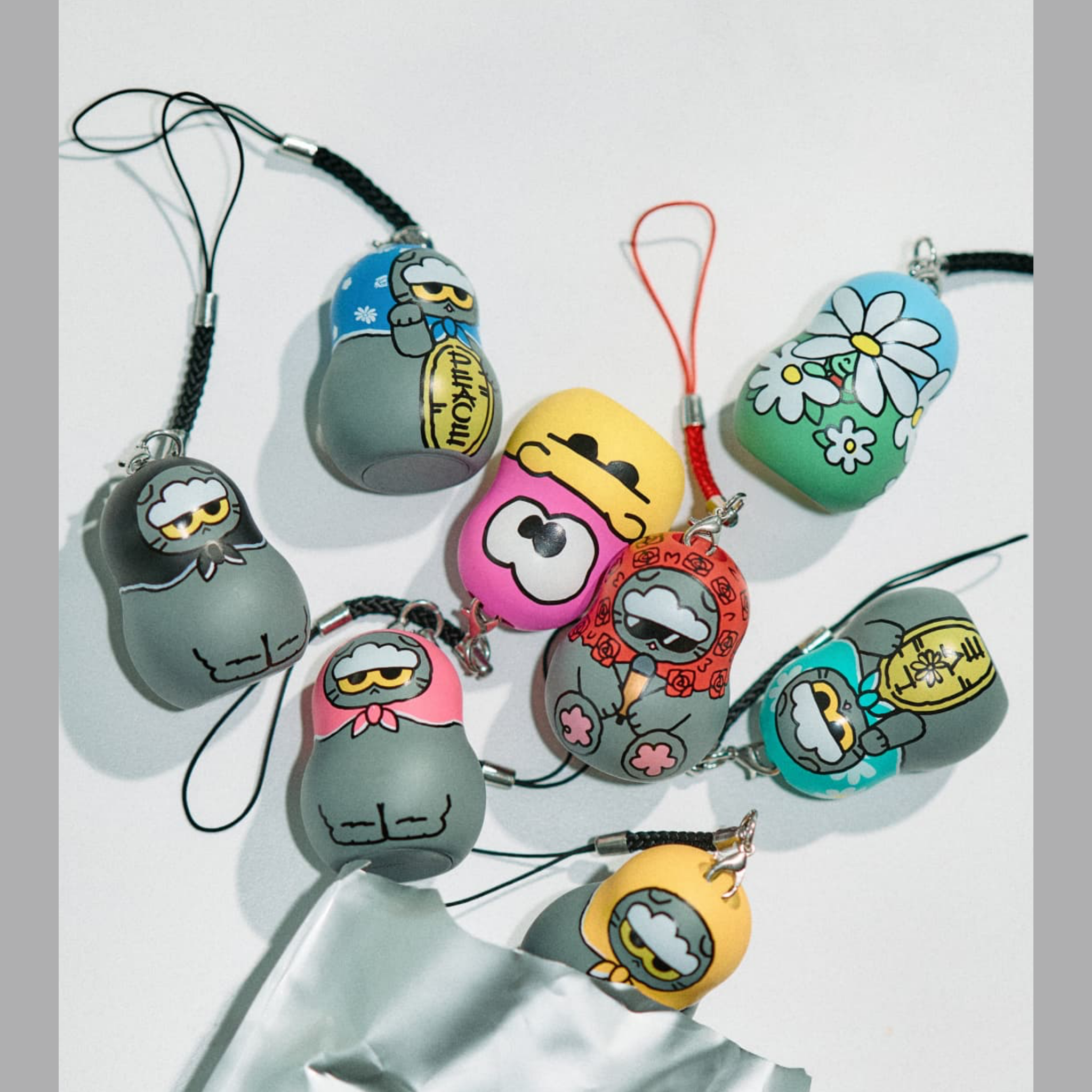 ZO&FRIENDS LUCKY STORE RANDOM FIGURE KEYRING_1