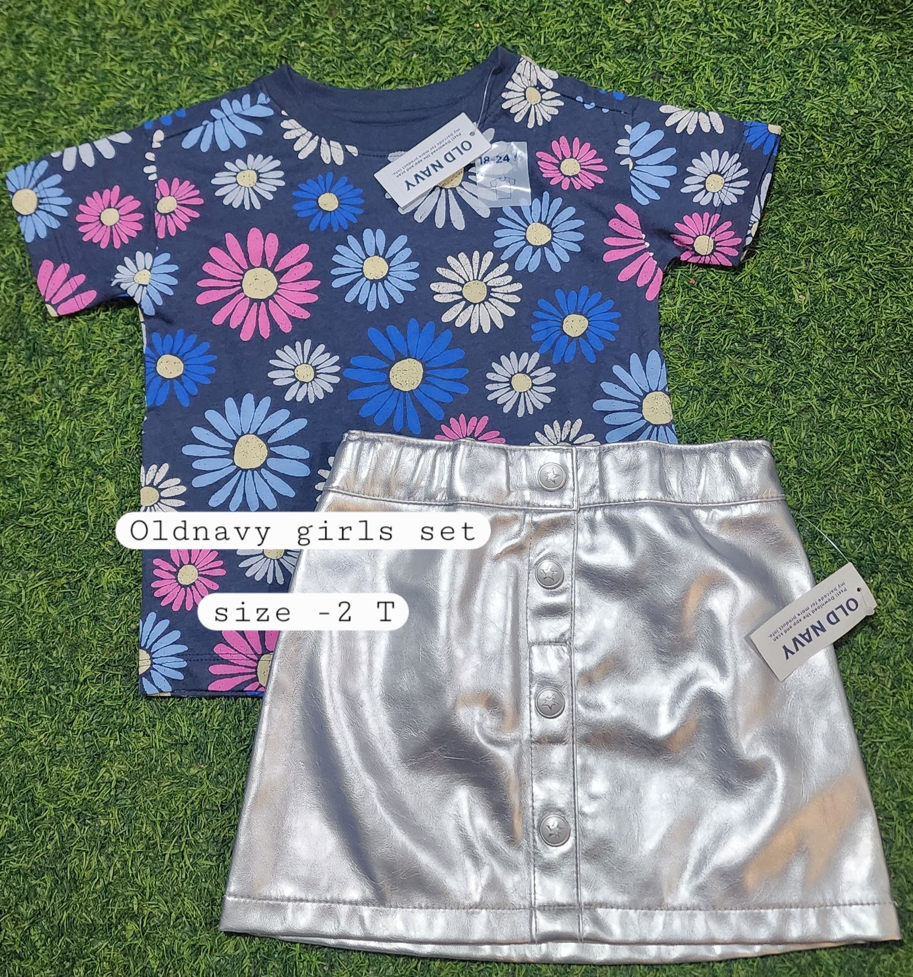 Oldnavy little girls set size 2 years _0