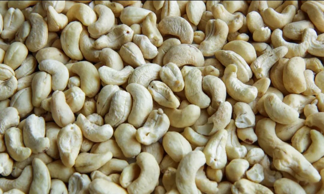 Plain cashew nuts 250g_0