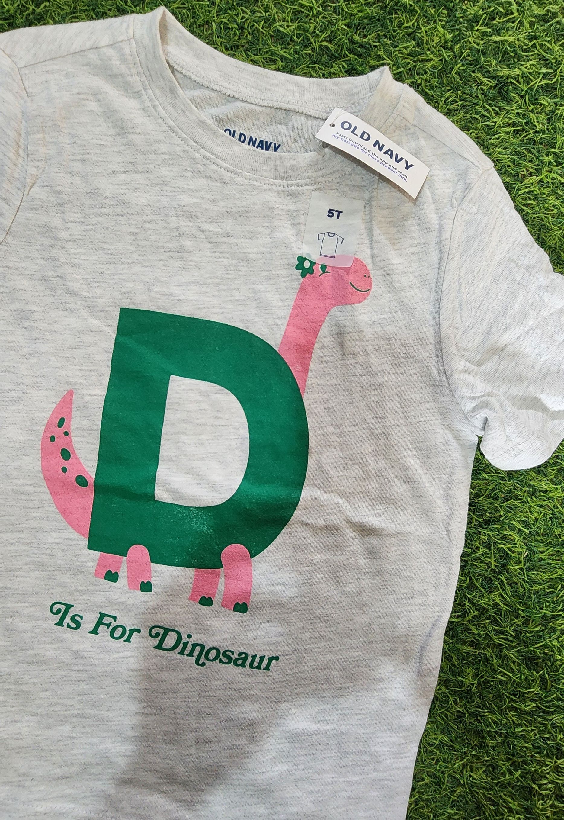 Old Navy little girls t shirt _0