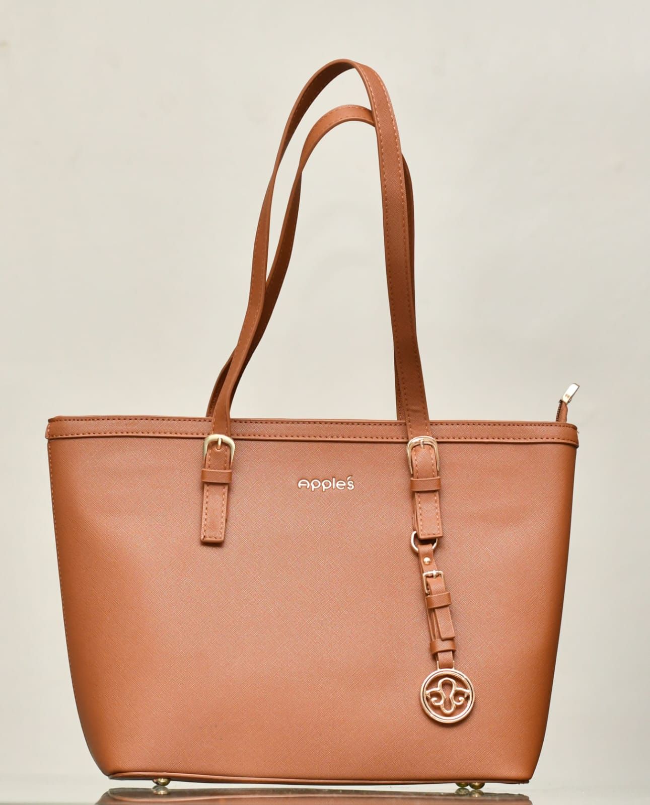 Charm Detail Structured Tote Bag_0