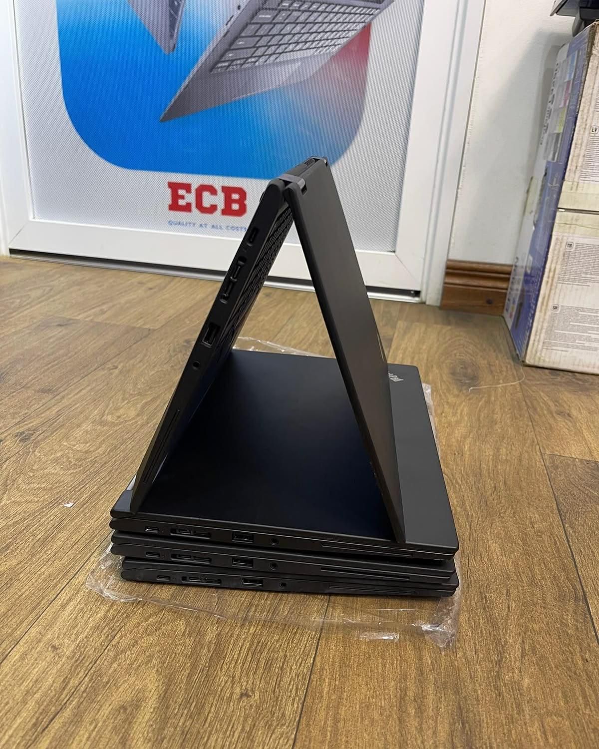 Laptops Lenovo x390_1