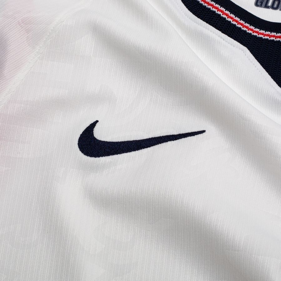 England NT Nike AEROFIT Kit 26_3