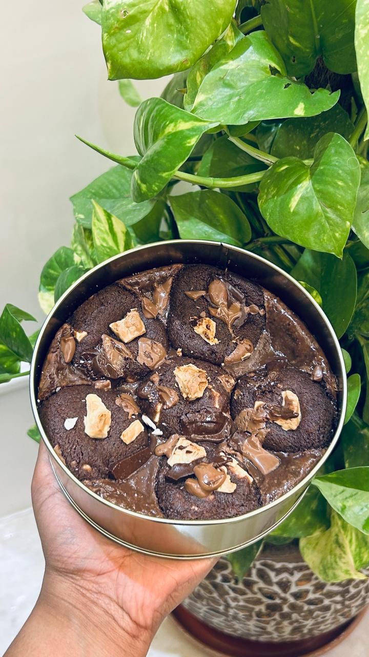 Triple Chocolate Cookie Tin_0