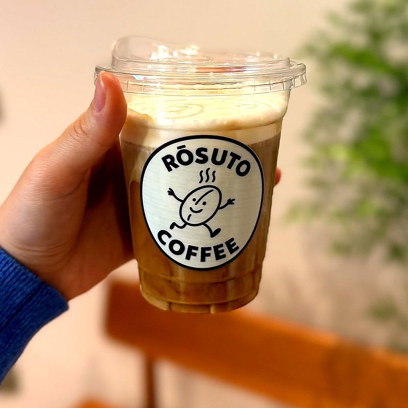 Vanilla, Salted Caramel Cold Foam Latte_0