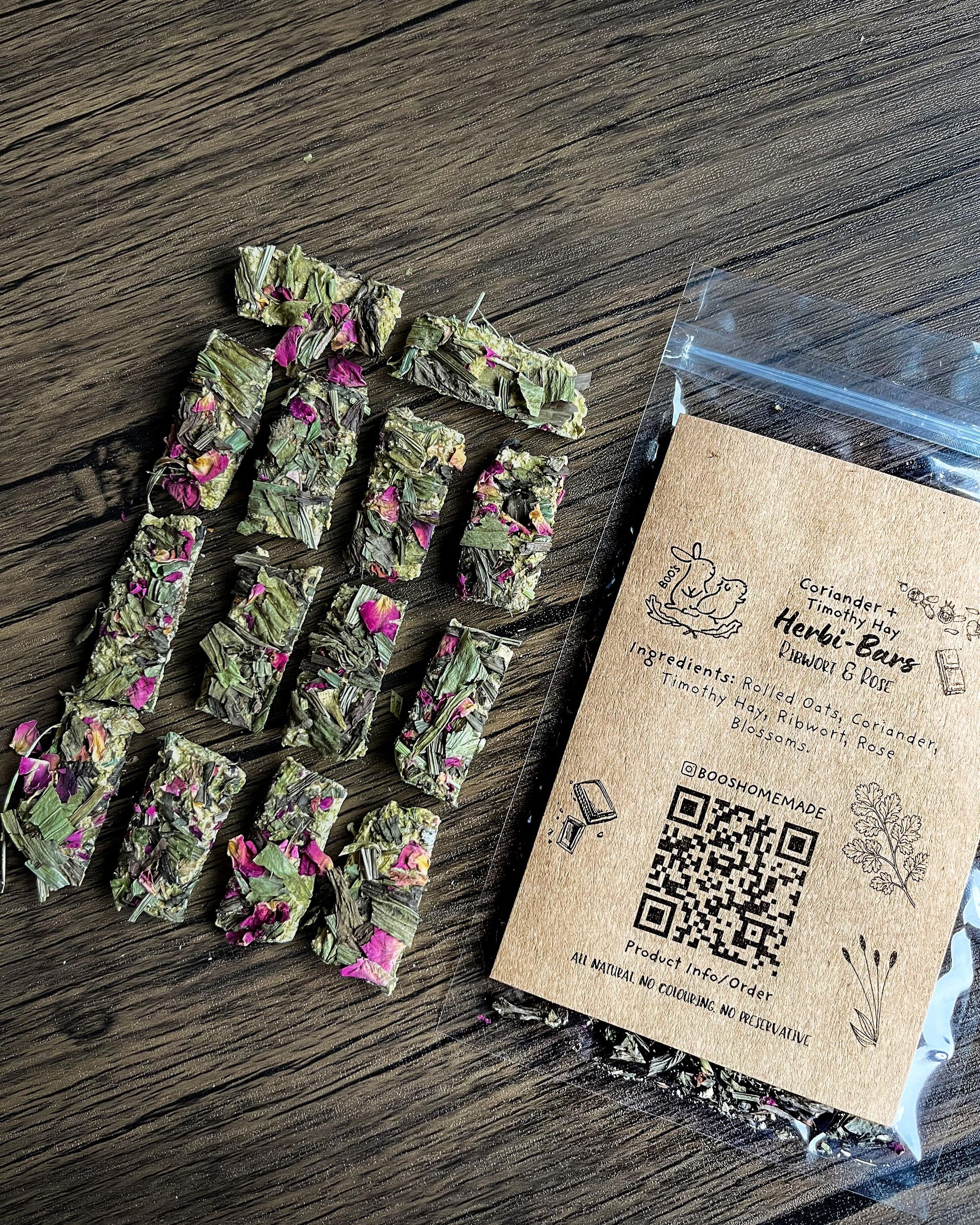 Herbi-bars: Coriander, Timothy Hay, Ribwort & Rose_1
