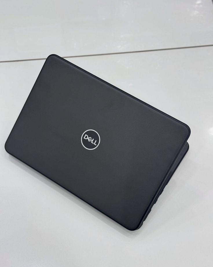 Dell Latitude Executive | Ultra-Slim Performance_0