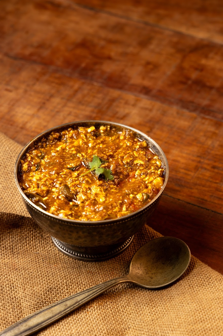 Muttai Thakkali Kuzhambu_0