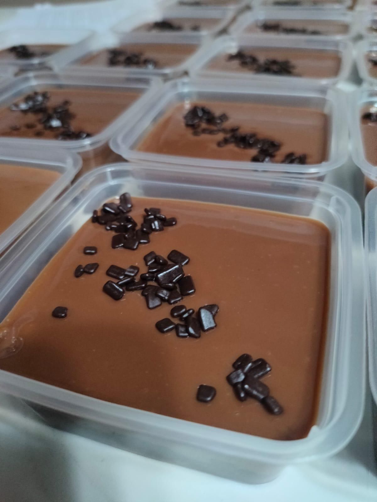 Moist Chocolate Cake_0