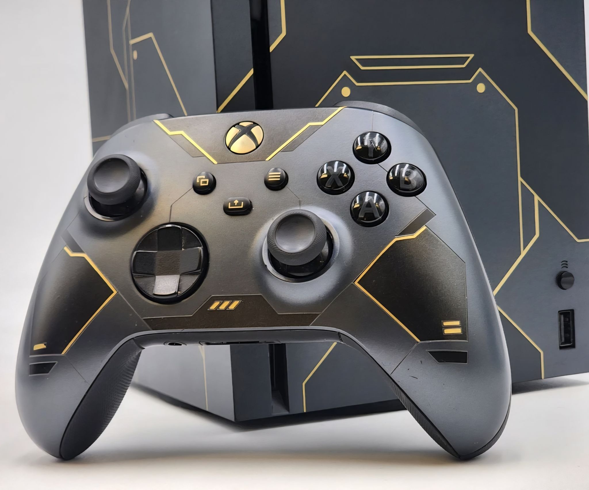 Microsoft Xbox Series X Halo Limited Edition _1