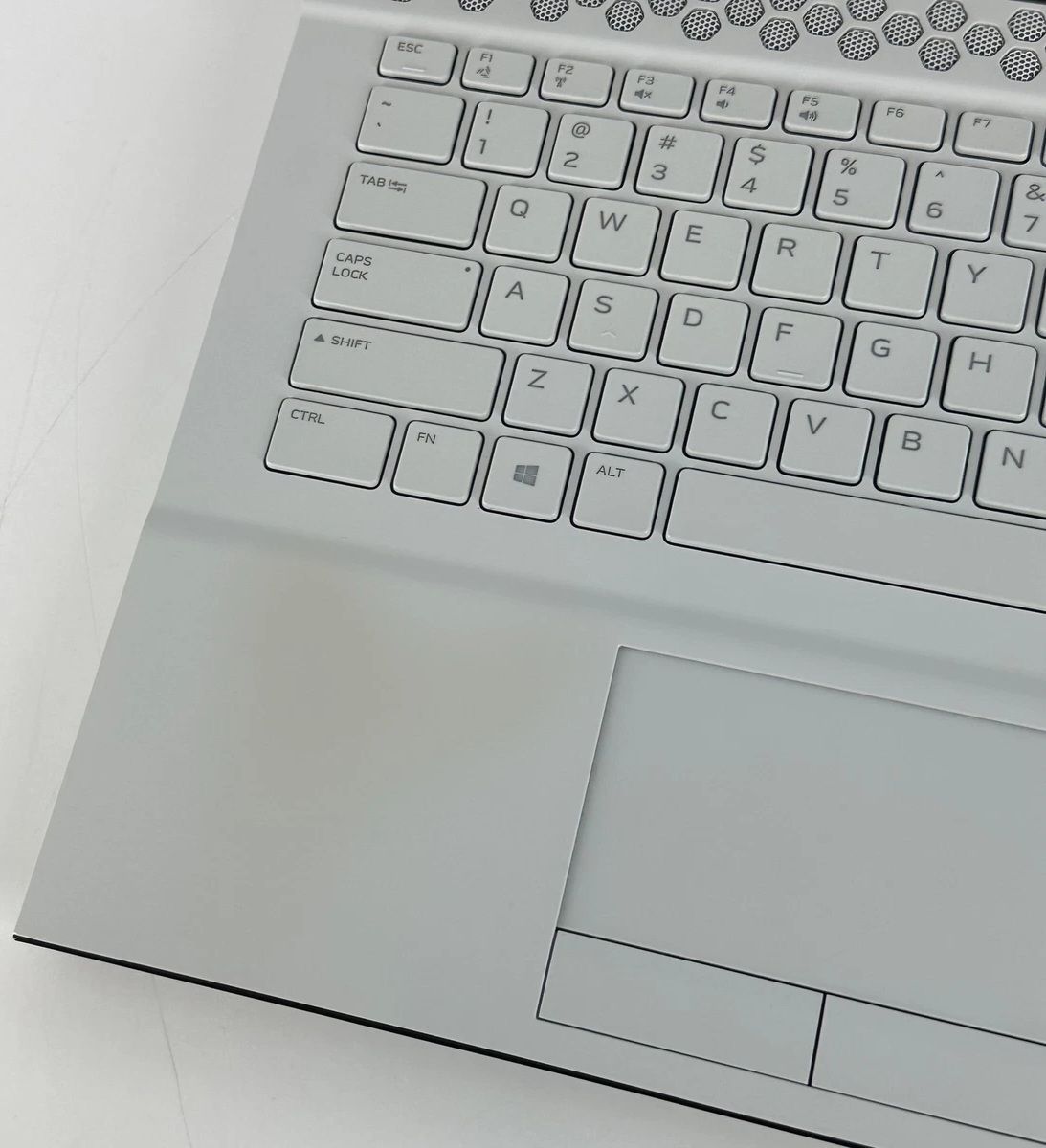 Dell Alienware Area-51m _7