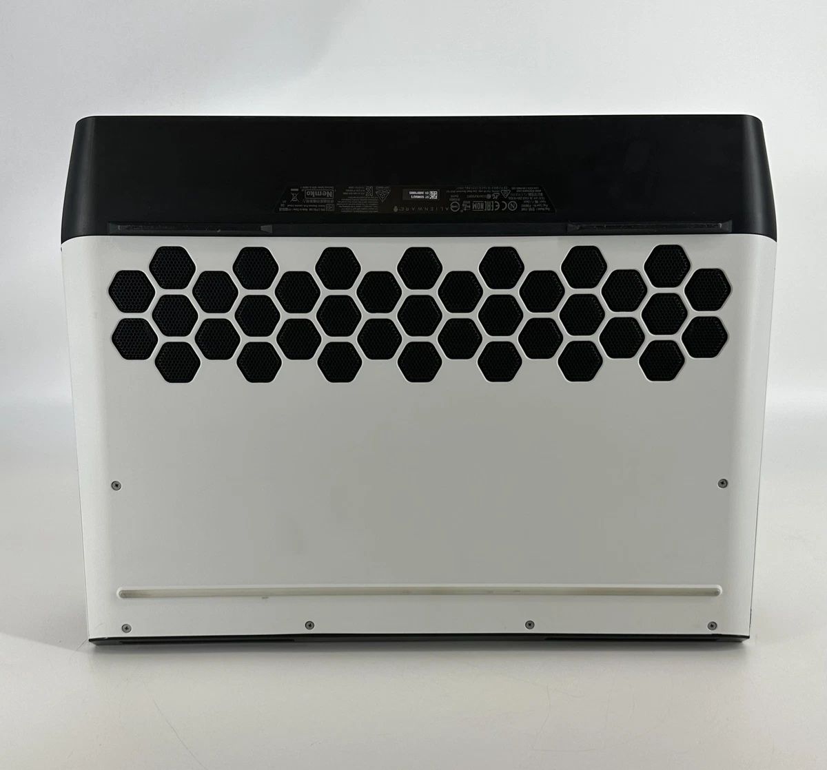 Dell Alienware Area-51m _5